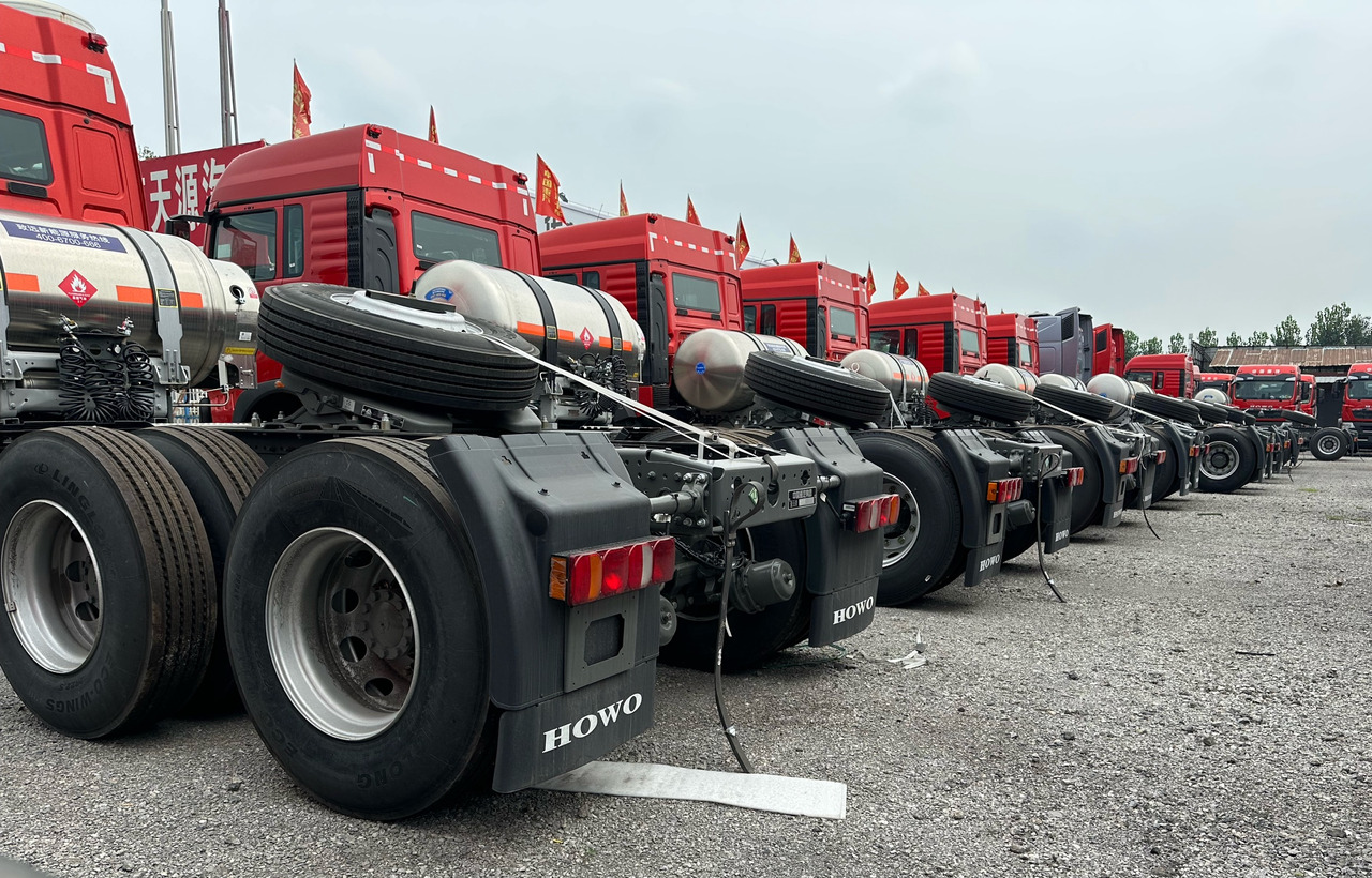 SINOTRUK HOWO TX480HP Tractor Unit Click for Discount - Φορτηγό ανατρεπόμενο: φωτογραφία 4 SINOTRUK HOWO TX480HP Tractor Unit Click for Discount - Φορτηγό ανατρεπόμενο: φωτογραφία 4