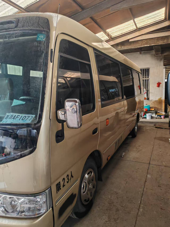 TOYOTA Coaster Mini Bus - Πούλμαν: φωτογραφία 3 TOYOTA Coaster Mini Bus - Πούλμαν: φωτογραφία 3