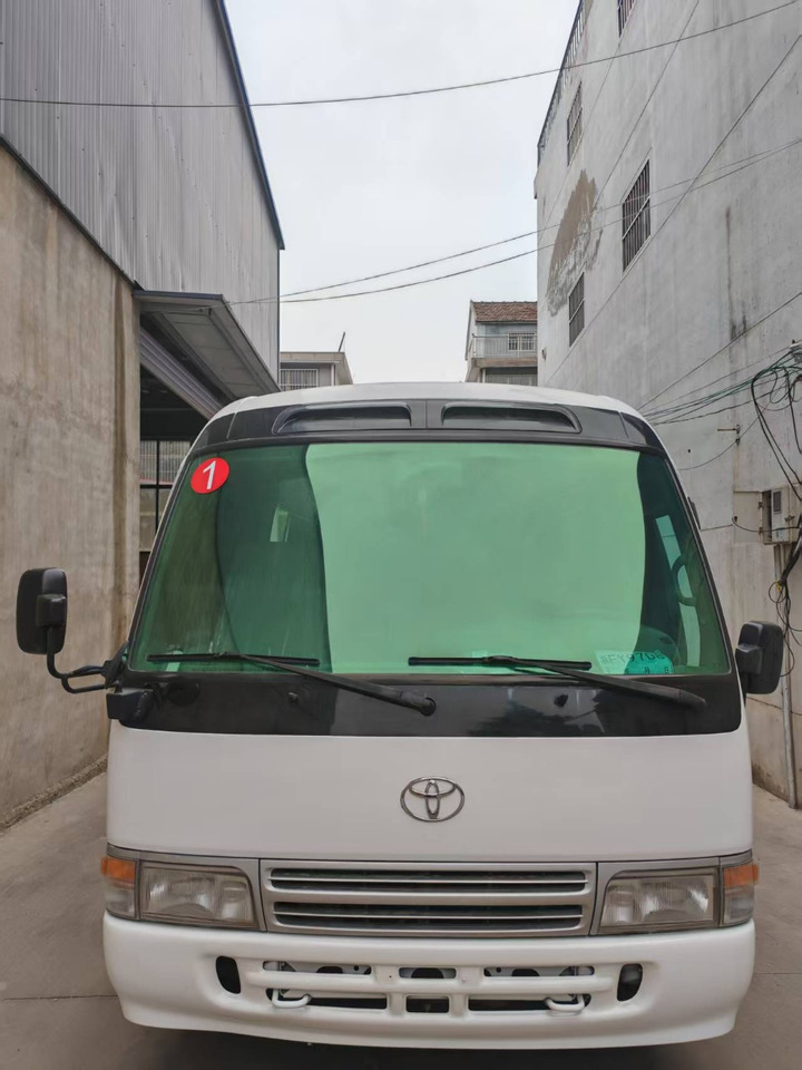 TOYOTA Hiace Bus 13 Seats - Πούλμαν: φωτογραφία 3 TOYOTA Hiace Bus 13 Seats - Πούλμαν: φωτογραφία 3