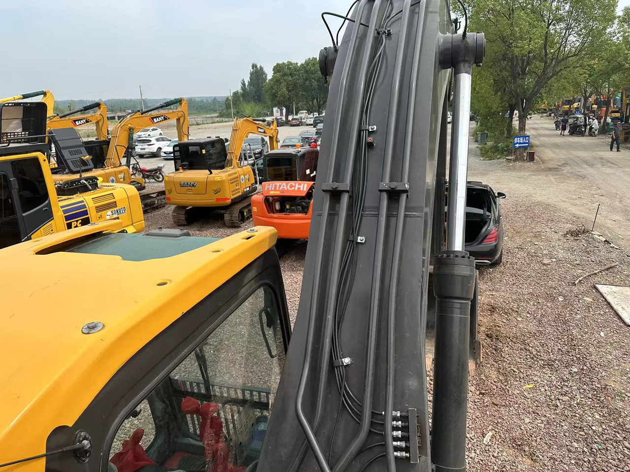 VOLVO Excavator EC240D Cilck for Discount - Ερπυστριοφόρος εκσκαφέας: φωτογραφία 3 VOLVO Excavator EC240D Cilck for Discount - Ερπυστριοφόρος εκσκαφέας: φωτογραφία 3