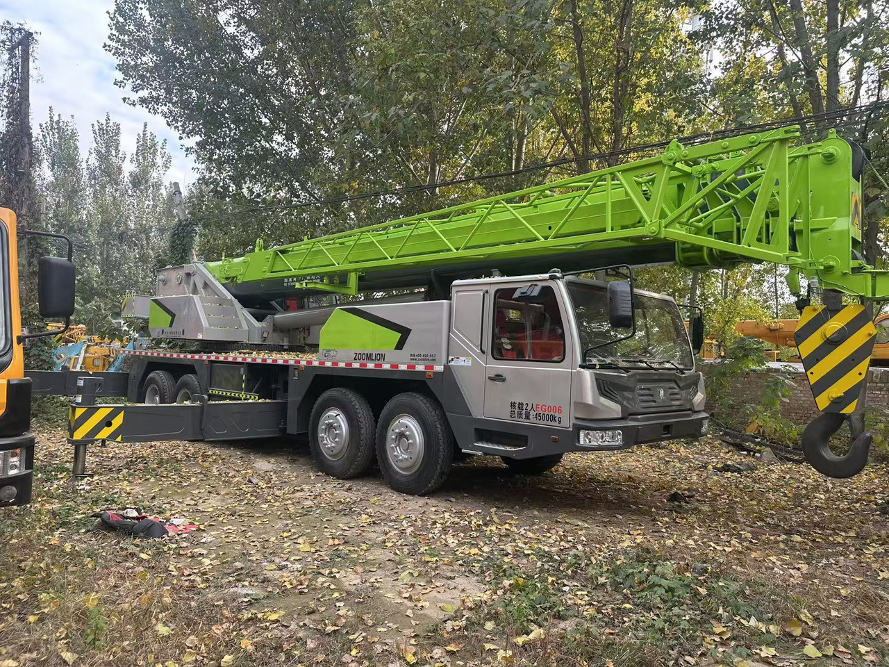 ZOOMLION Crane ZTC700V - Γερανός: φωτογραφία 2 ZOOMLION Crane ZTC700V - Γερανός: φωτογραφία 2