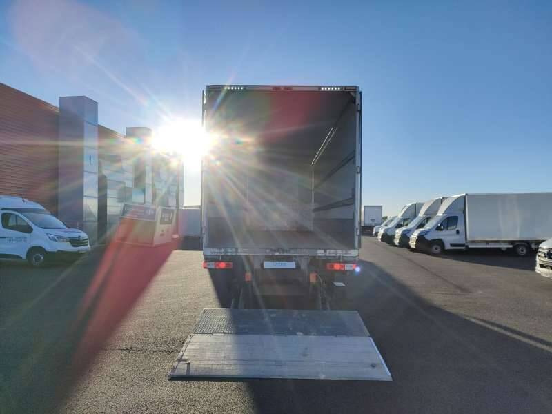 Φορτηγό κόφα Camion Porteur 19 TONNES 280 CV HAYON 2 PORTES AR: φωτογραφία 7 Φορτηγό κόφα Camion Porteur 19 TONNES 280 CV HAYON 2 PORTES AR: φωτογραφία 7