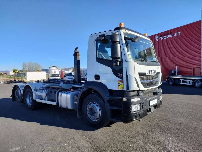 Camion Porteur STRALIS X-WAY AD260 S36 26 TONNES 360 CV AMPLIROLL 6X2 - Φορτηγό φόρτωσης γάντζου: φωτογραφία 1 Camion Porteur STRALIS X-WAY AD260 S36 26 TONNES 360 CV AMPLIROLL 6X2 - Φορτηγό φόρτωσης γάντζου: φωτογραφία 1