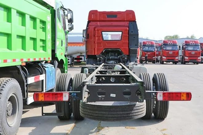 FAW New FAW JIEFANG Trucks for Sale in Qatar - Φορτηγό σασί: φωτογραφία 3 FAW New FAW JIEFANG Trucks for Sale in Qatar - Φορτηγό σασί: φωτογραφία 3
