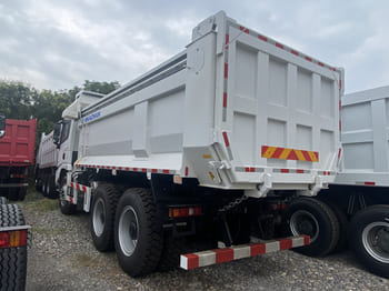 SHACMAN Shacman Tipper Truck for Sale in Jamaica - Φορτηγό: φωτογραφία 4 SHACMAN Shacman Tipper Truck for Sale in Jamaica - Φορτηγό: φωτογραφία 4