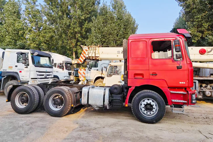 SHACMAN Used Shacman F3000 Truck Head for Sale in Mali - Τράκτορας: φωτογραφία 3 SHACMAN Used Shacman F3000 Truck Head for Sale in Mali - Τράκτορας: φωτογραφία 3