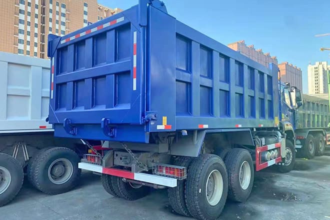 SINOTRUK Sinotruk Howo 380 New Dump Trucks for Sale in Côte d'Ivoire - Φορτηγό ανατρεπόμενο: φωτογραφία 4 SINOTRUK Sinotruk Howo 380 New Dump Trucks for Sale in Côte d'Ivoire - Φορτηγό ανατρεπόμενο: φωτογραφία 4