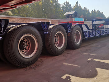 TITAN 120 Ton Lowboy Truck Trailer for Sale in Zambia - Επικαθήμενο με χαμηλό δάπεδο: φωτογραφία 4 TITAN 120 Ton Lowboy Truck Trailer for Sale in Zambia - Επικαθήμενο με χαμηλό δάπεδο: φωτογραφία 4