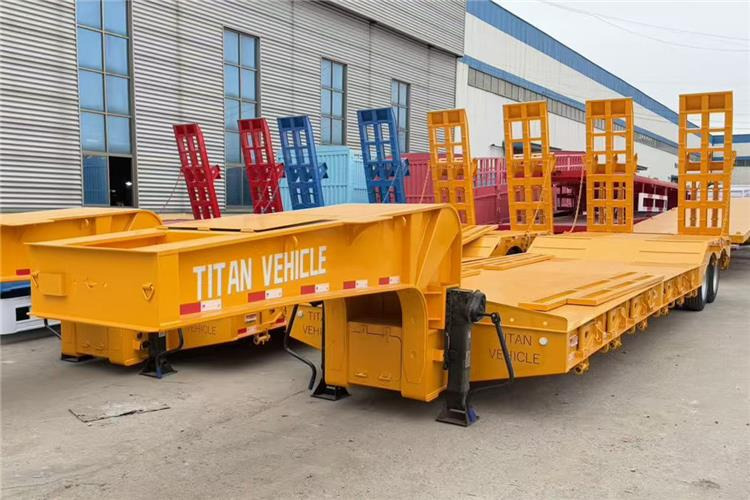 TITAN 2 Axle 50 Ton Low Bed Trailer for Sale In Nigeria Lagos - Επικαθήμενο με χαμηλό δάπεδο: φωτογραφία 1 TITAN 2 Axle 50 Ton Low Bed Trailer for Sale In Nigeria Lagos - Επικαθήμενο με χαμηλό δάπεδο: φωτογραφία 1
