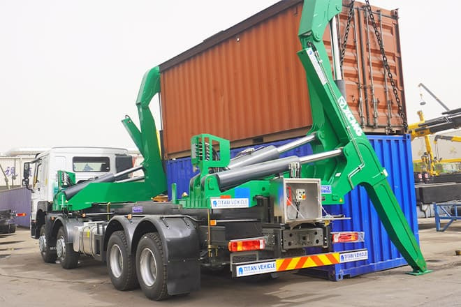 XCMG 20 Ft Side Loader Truck for Sale in Zambia - Φορτηγό μεταφοράς εμπορευματοκιβωτίων/ Κινητό αμάξωμα: φωτογραφία 2 XCMG 20 Ft Side Loader Truck for Sale in Zambia - Φορτηγό μεταφοράς εμπορευματοκιβωτίων/ Κινητό αμάξωμα: φωτογραφία 2
