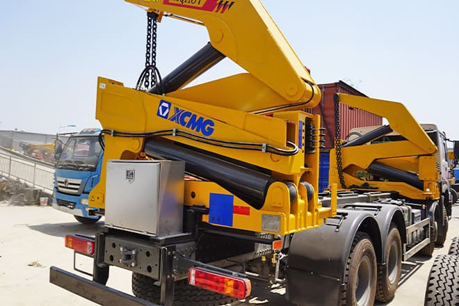 XCMG 20Ft Container Side Lift Truck for Sale in Guyana - Φορτηγό μεταφοράς εμπορευματοκιβωτίων/ Κινητό αμάξωμα: φωτογραφία 2 XCMG 20Ft Container Side Lift Truck for Sale in Guyana - Φορτηγό μεταφοράς εμπορευματοκιβωτίων/ Κινητό αμάξωμα: φωτογραφία 2