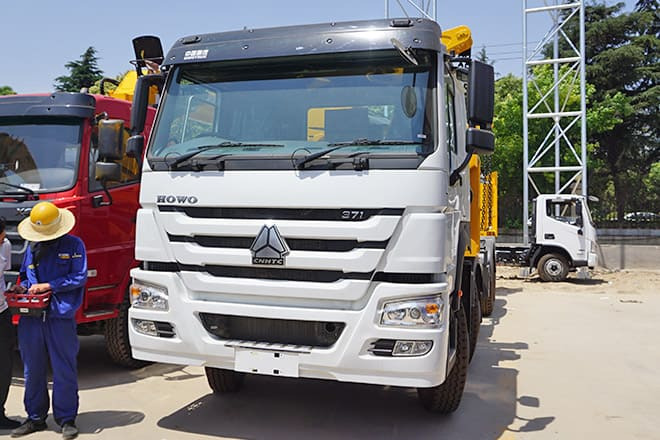 XCMG 20Ft Container Side Lift Truck for Sale in Guyana - Φορτηγό μεταφοράς εμπορευματοκιβωτίων/ Κινητό αμάξωμα: φωτογραφία 4 XCMG 20Ft Container Side Lift Truck for Sale in Guyana - Φορτηγό μεταφοράς εμπορευματοκιβωτίων/ Κινητό αμάξωμα: φωτογραφία 4