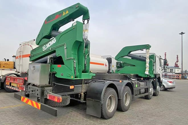 XCMG 20Ft Container Side Loader Truck for Sale in Tanzania - Φορτηγό μεταφοράς εμπορευματοκιβωτίων/ Κινητό αμάξωμα: φωτογραφία 1 XCMG 20Ft Container Side Loader Truck for Sale in Tanzania - Φορτηγό μεταφοράς εμπορευματοκιβωτίων/ Κινητό αμάξωμα: φωτογραφία 1