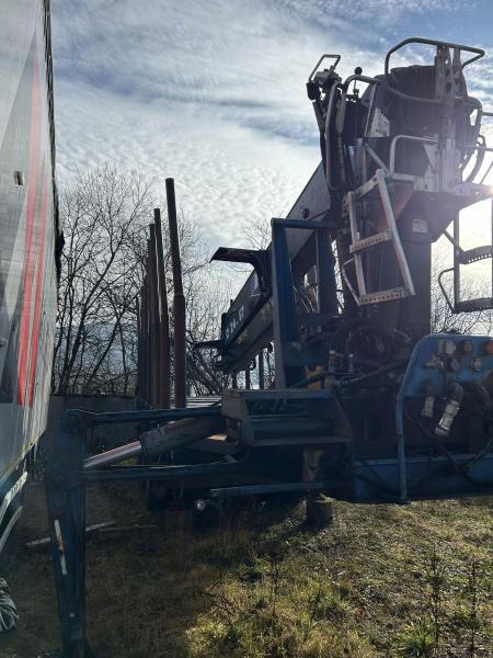 Diebolt grue avec grappin rotatif - Ημιρυμουλκούμενο μεταφοράς ξυλείας: φωτογραφία 2 Diebolt grue avec grappin rotatif - Ημιρυμουλκούμενο μεταφοράς ξυλείας: φωτογραφία 2
