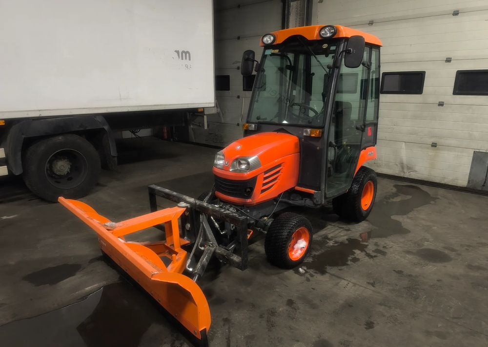 Kubota BX350 4x4 Traktorek komunalny kosiarka pług piaskarka pełen osprzęt - Δημοτικό τρακτέρ: φωτογραφία 2 Kubota BX350 4x4 Traktorek komunalny kosiarka pług piaskarka pełen osprzęt - Δημοτικό τρακτέρ: φωτογραφία 2