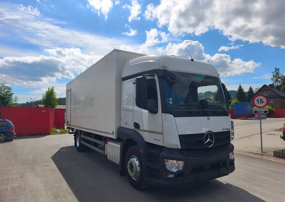 Mercedes-Benz ACTROS 18.360 kontener 18 p , winda - Φορτηγό κόφα: φωτογραφία 1 Mercedes-Benz ACTROS 18.360 kontener 18 p , winda - Φορτηγό κόφα: φωτογραφία 1