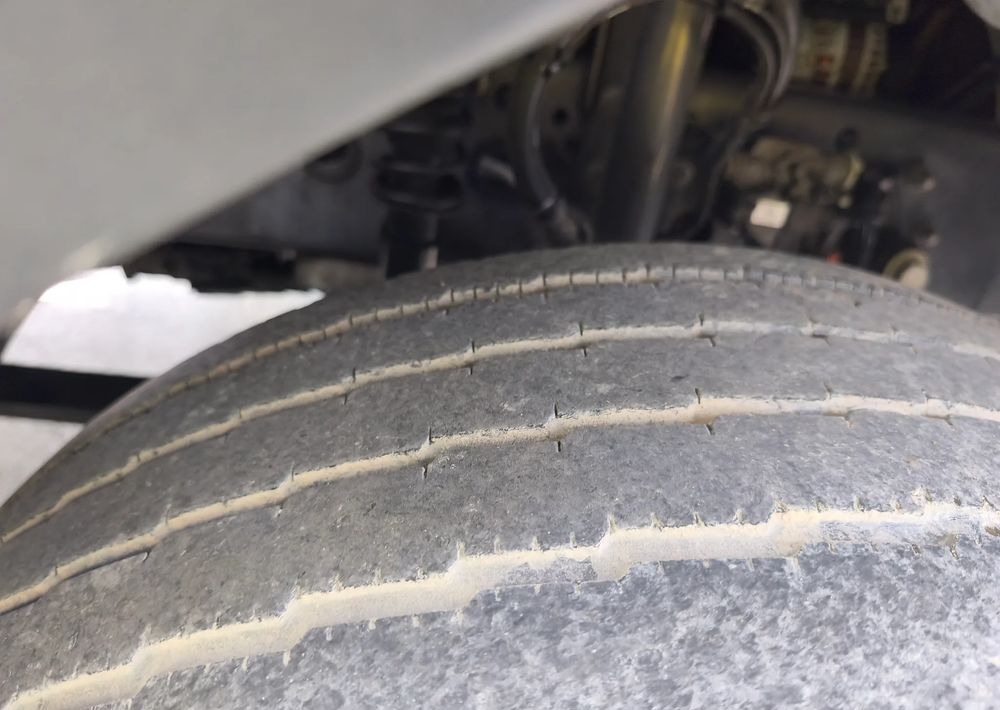 Renault Gama D 210 rama do zabudowy poduszka klima - Φορτηγό σασί: φωτογραφία 5 Renault Gama D 210 rama do zabudowy poduszka klima - Φορτηγό σασί: φωτογραφία 5