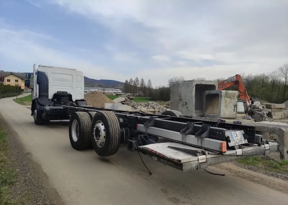 Renault Premium 26.380 Dxi 6x2 rama do zabudowy - Φορτηγό σασί: φωτογραφία 4 Renault Premium 26.380 Dxi 6x2 rama do zabudowy - Φορτηγό σασί: φωτογραφία 4
