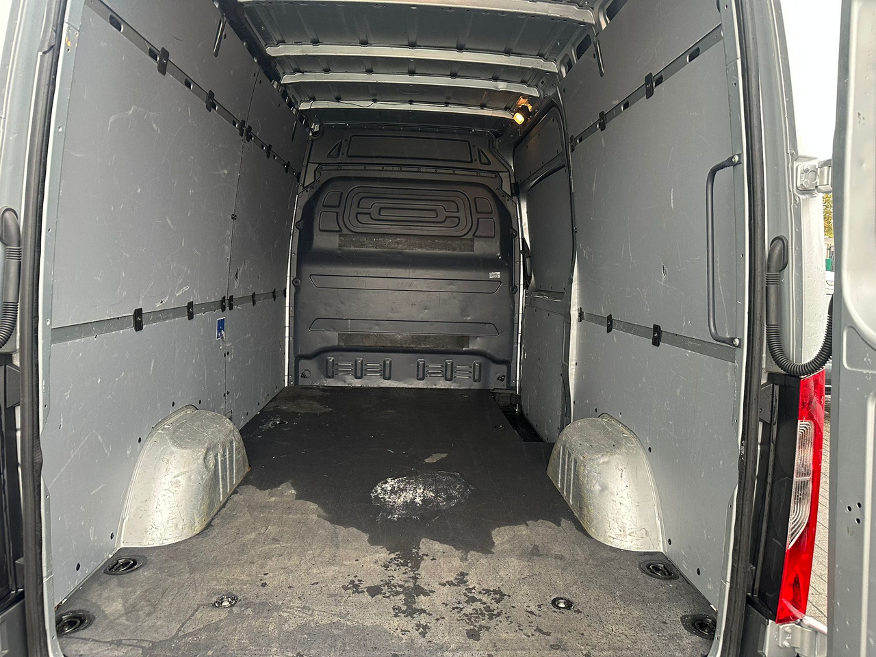 MERCEDES-BENZ Sprinter - Βαν: φωτογραφία 5 MERCEDES-BENZ Sprinter - Βαν: φωτογραφία 5