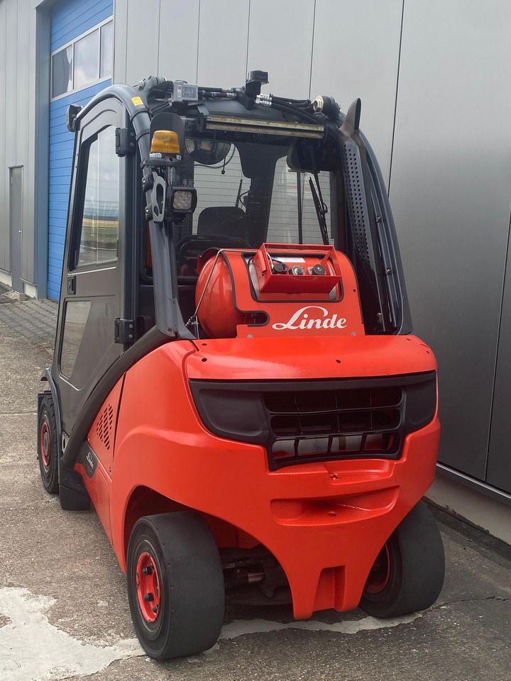 Linde Linde H 25 T - 6-372 h - Seitenschieber - - Υγραεριοκίνητο περονοφόρο: φωτογραφία 3 Linde Linde H 25 T - 6-372 h - Seitenschieber - - Υγραεριοκίνητο περονοφόρο: φωτογραφία 3