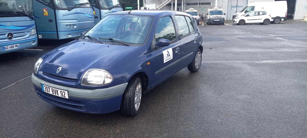 CLIO SANS CONTROLE TECHNIQUE - Αυτοκίνητο: φωτογραφία 1 CLIO SANS CONTROLE TECHNIQUE - Αυτοκίνητο: φωτογραφία 1