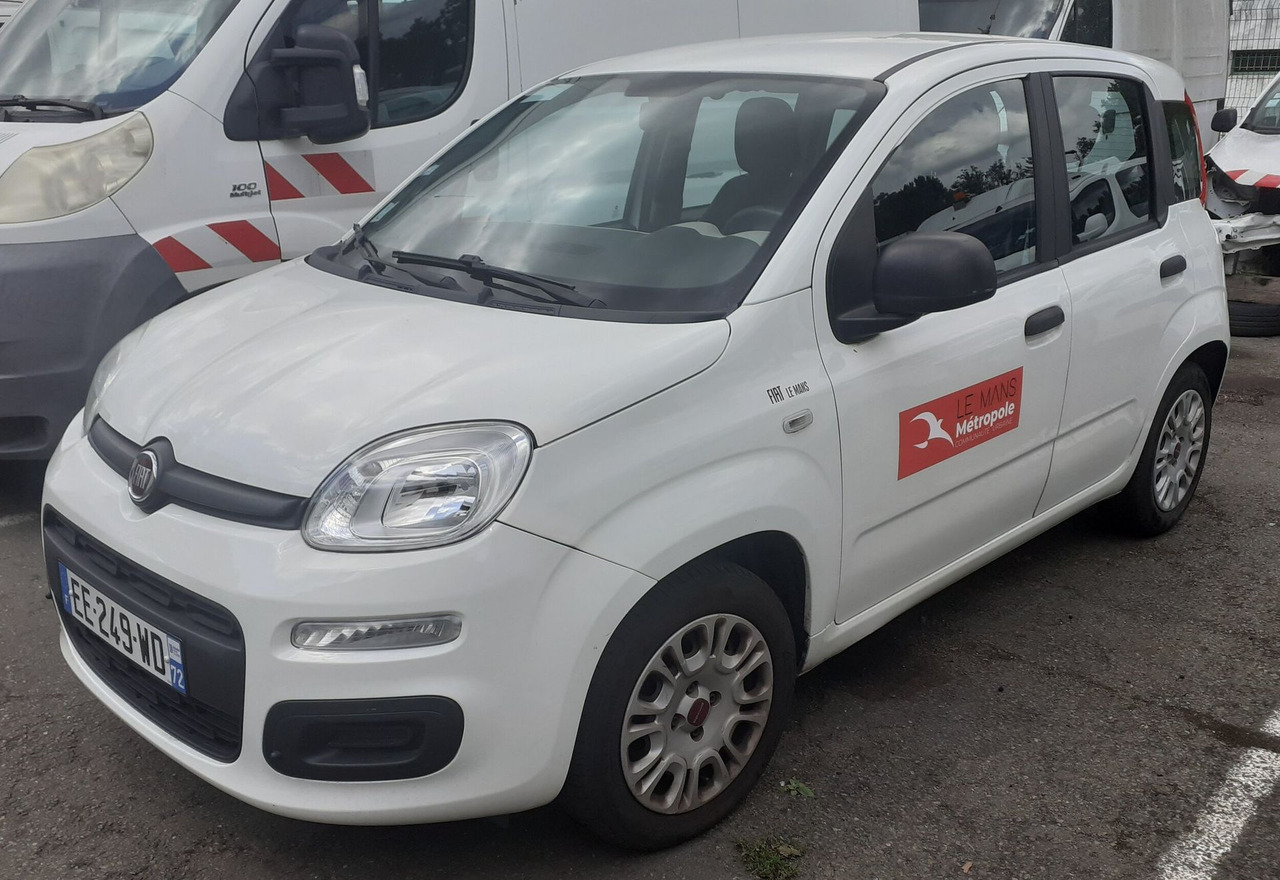 EE-249-72 - FIAT Panda Easy 1.2 - Αυτοκίνητο: φωτογραφία 2 EE-249-72 - FIAT Panda Easy 1.2 - Αυτοκίνητο: φωτογραφία 2