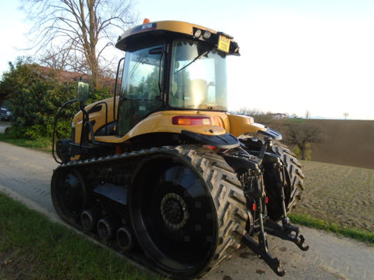 Challenger MT765B - Ερπυστριοφόρο τρακτέρ: φωτογραφία 2 Challenger MT765B - Ερπυστριοφόρο τρακτέρ: φωτογραφία 2