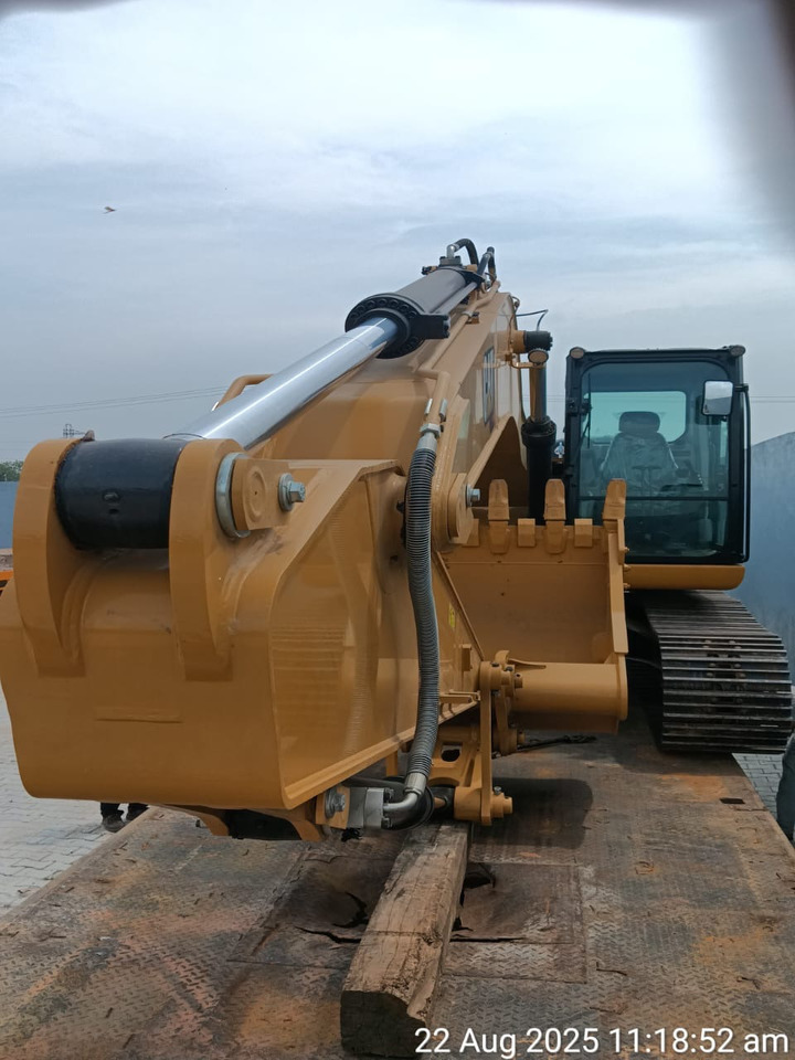 CATERPILLAR 323D3 - Εκσκαφέας: φωτογραφία 1 CATERPILLAR 323D3 - Εκσκαφέας: φωτογραφία 1