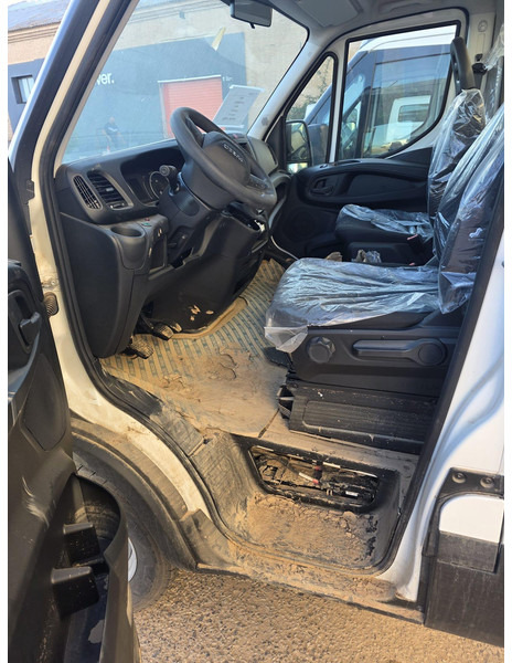 Iveco Daily 35S14 - Φορτηγό σασί: φωτογραφία 3 Iveco Daily 35S14 - Φορτηγό σασί: φωτογραφία 3