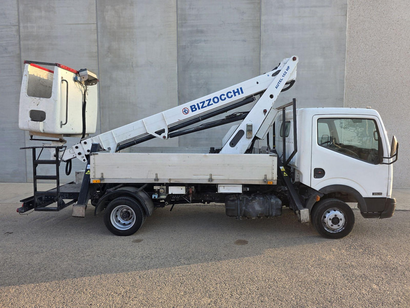 Usado BIZZOCCHI AUTEL 162 HP Sobre NISSAN CABSTAR - Πλατφόρμα εναέρια: φωτογραφία 1 Usado BIZZOCCHI AUTEL 162 HP Sobre NISSAN CABSTAR - Πλατφόρμα εναέρια: φωτογραφία 1