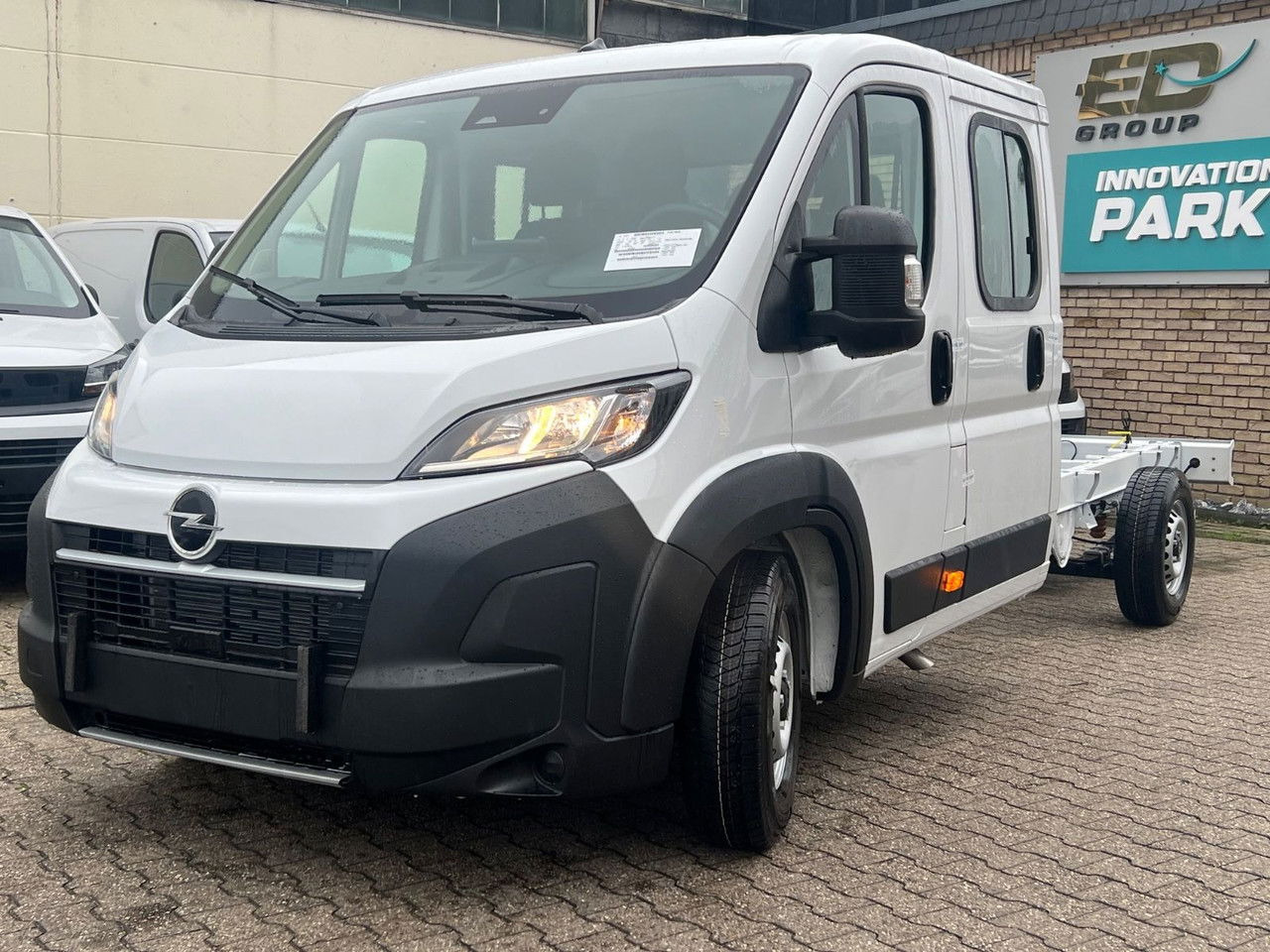 Opel Movano Fahrgestell DoKa PS 180 35 L4 Heavy DSK - Τράκτορας BE, Διπλοκάμπινο ελαφρύ επαγγελματικό: φωτογραφία 2 Opel Movano Fahrgestell DoKa PS 180 35 L4 Heavy DSK - Τράκτορας BE, Διπλοκάμπινο ελαφρύ επαγγελματικό: φωτογραφία 2