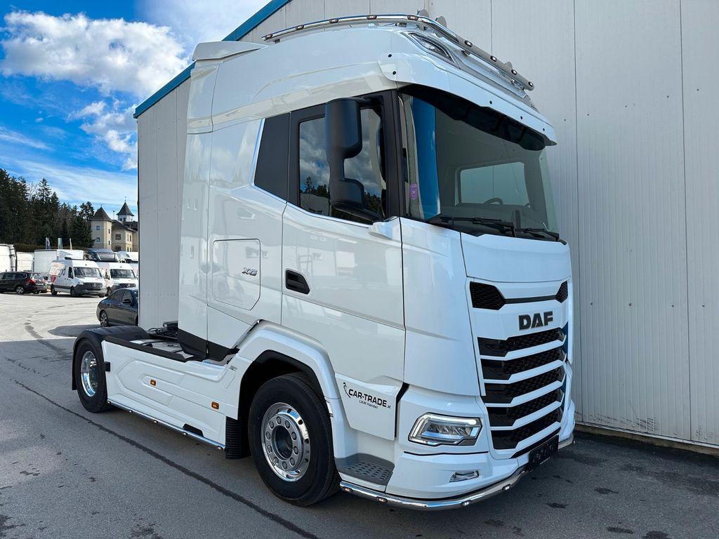 DAF XG 530 Retarder Standklima 3 Jahre Garantie DAF XG 530 Retarder Standklima 3 Jahre Garantie - Τράκτορας: φωτογραφία 2 DAF XG 530 Retarder Standklima 3 Jahre Garantie DAF XG 530 Retarder Standklima 3 Jahre Garantie - Τράκτορας: φωτογραφία 2