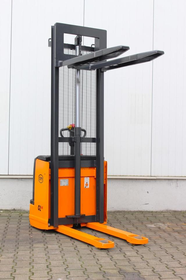 OM CL10,5ac - Batterie NEU - Μηχάνημα στοίβαξης: φωτογραφία 5 OM CL10,5ac - Batterie NEU - Μηχάνημα στοίβαξης: φωτογραφία 5