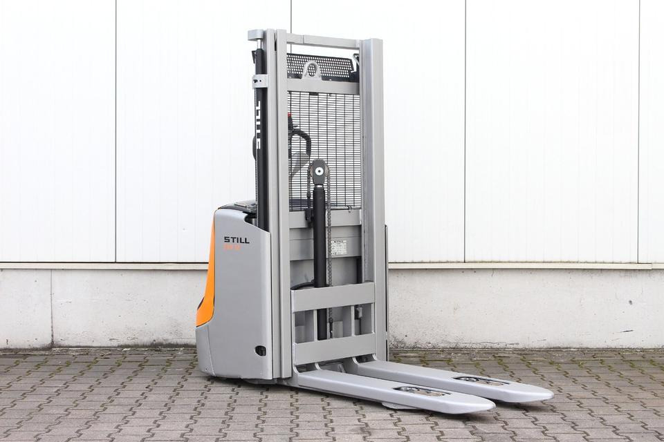 STILL EXV12i - Initialhub - 1310h - Μηχάνημα στοίβαξης: φωτογραφία 4 STILL EXV12i - Initialhub - 1310h - Μηχάνημα στοίβαξης: φωτογραφία 4