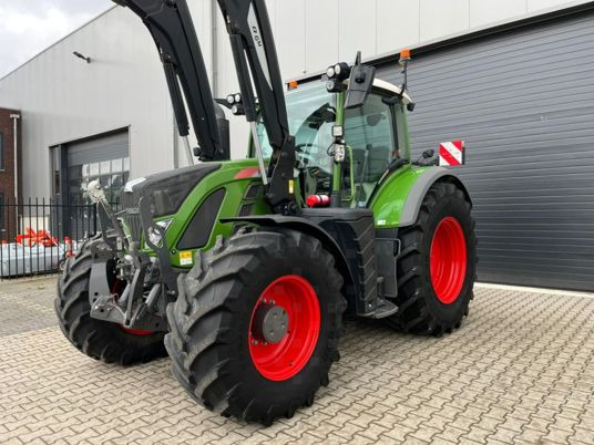 Fendt 720 S4 PROFI PLUS - Τρακτέρ: φωτογραφία 3 Fendt 720 S4 PROFI PLUS - Τρακτέρ: φωτογραφία 3