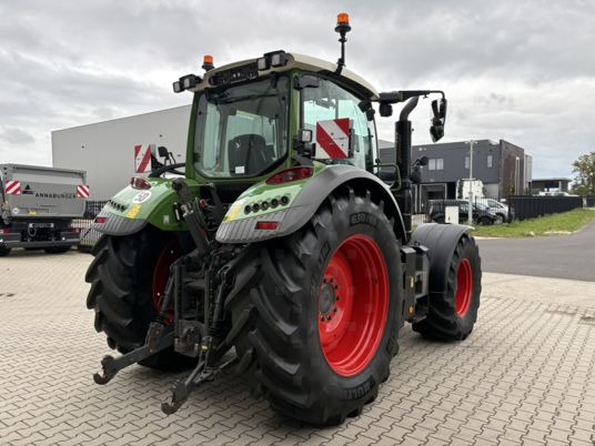 Fendt 720 VARIO S4 POWER - Τρακτέρ: φωτογραφία 3 Fendt 720 VARIO S4 POWER - Τρακτέρ: φωτογραφία 3