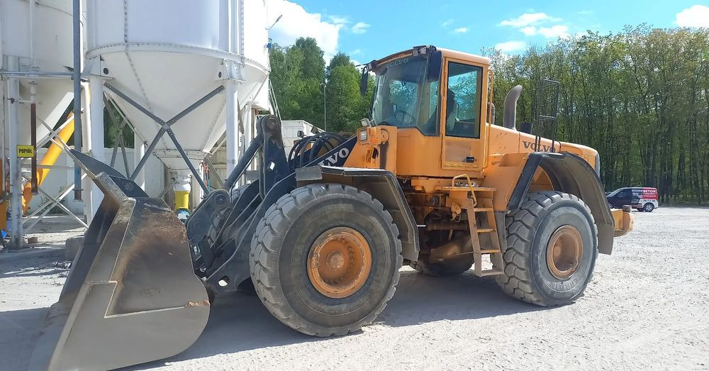 Volvo L150E - Ελαστιχοφόρος φορτωτής: φωτογραφία 2 Volvo L150E - Ελαστιχοφόρος φορτωτής: φωτογραφία 2