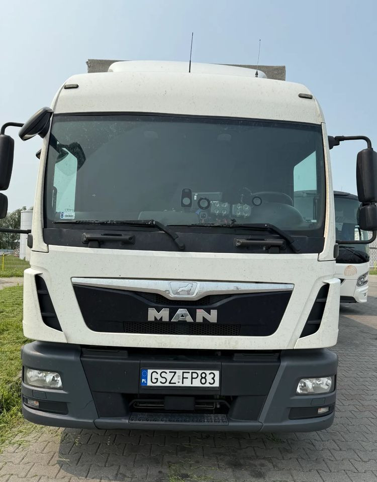 MAN TGL - Φορτηγό μουσαμάς: φωτογραφία 2 MAN TGL - Φορτηγό μουσαμάς: φωτογραφία 2