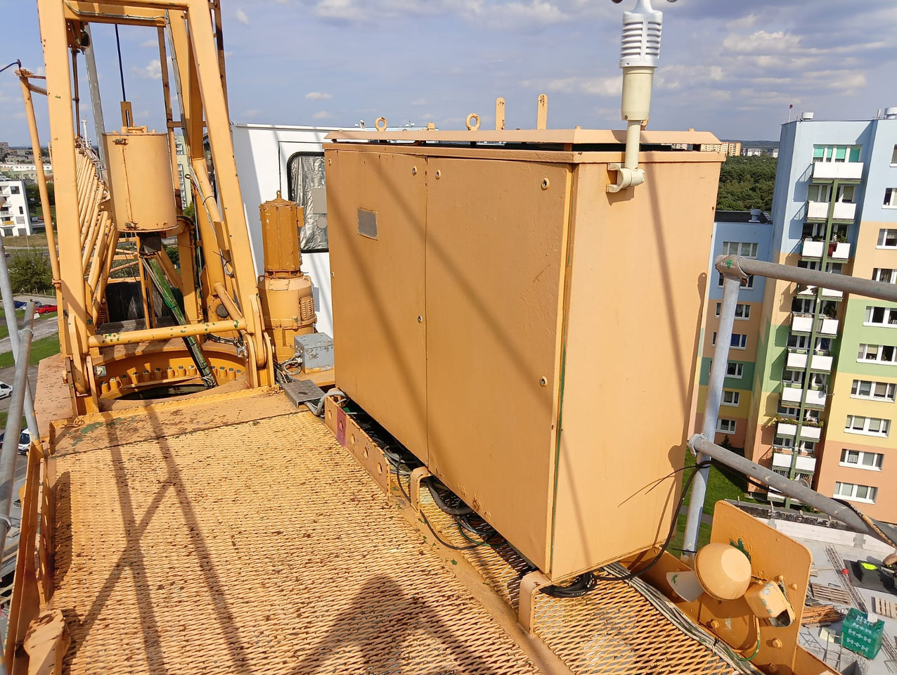 Liebherr 80 EL - Πυργογερανός: φωτογραφία 3 Liebherr 80 EL - Πυργογερανός: φωτογραφία 3