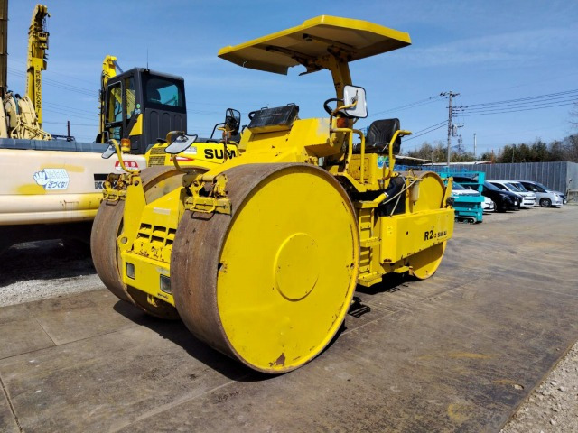 SAKAI R2-2 - Ασφαλτικός οδοστρωτήρας: φωτογραφία 1 SAKAI R2-2 - Ασφαλτικός οδοστρωτήρας: φωτογραφία 1
