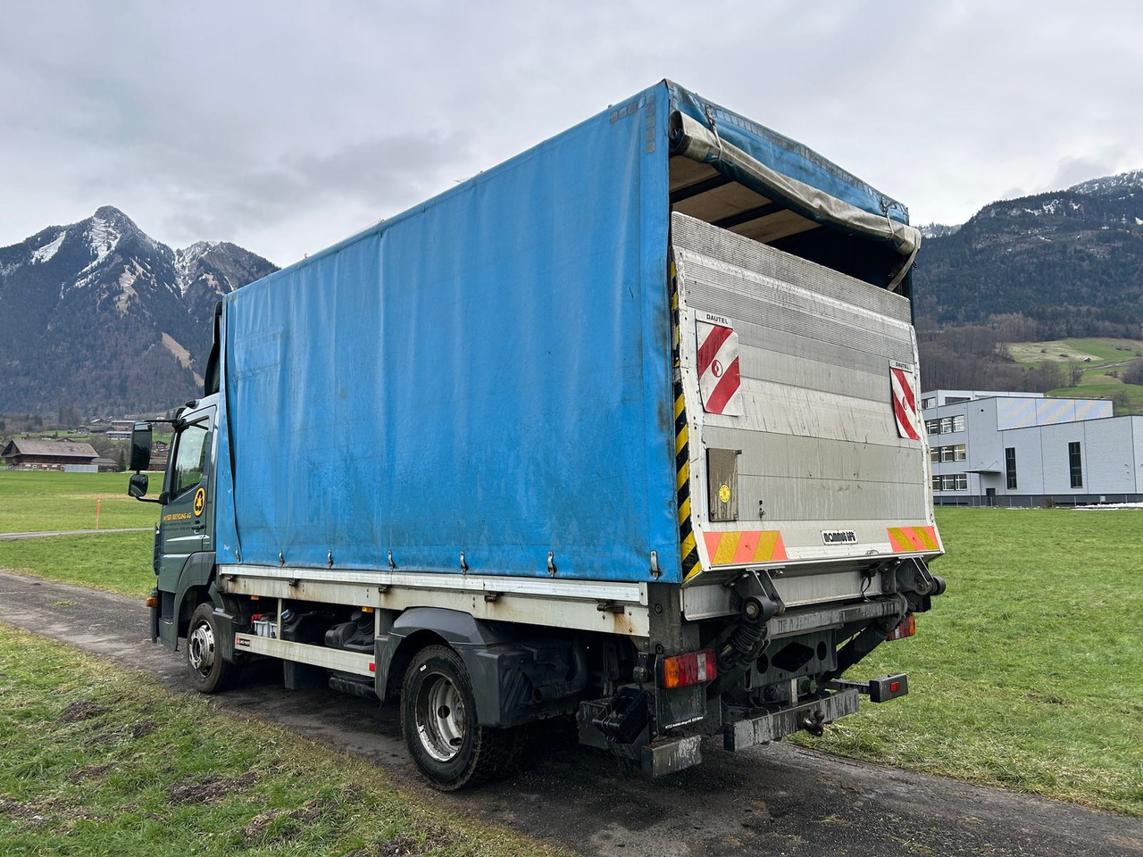 MERCEDES-BENZ Atego 818 - Φορτηγό μουσαμάς: φωτογραφία 3 MERCEDES-BENZ Atego 818 - Φορτηγό μουσαμάς: φωτογραφία 3