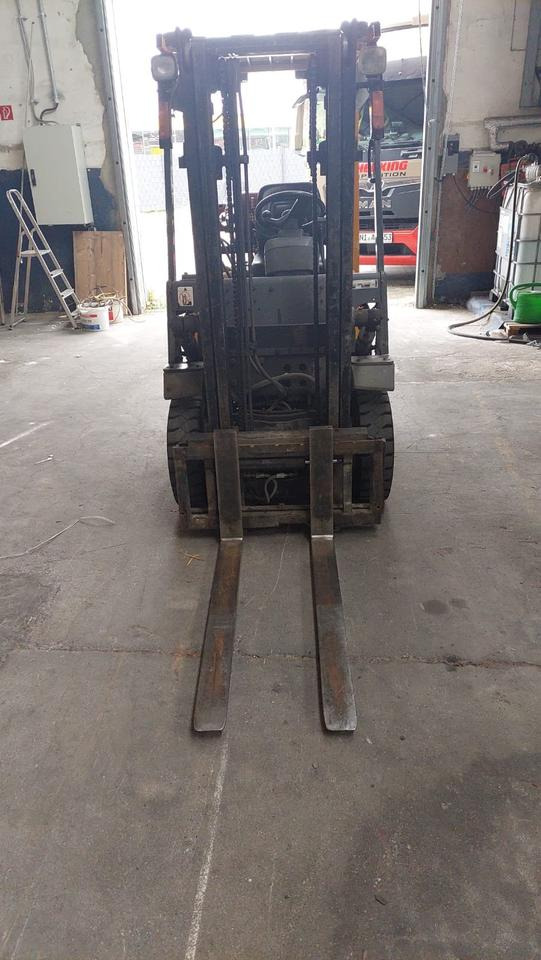 Gabelstapler TCM + Gas + 1,3 t Hub + Bj. 1999 - Υγραεριοκίνητο περονοφόρο: φωτογραφία 2 Gabelstapler TCM + Gas + 1,3 t Hub + Bj. 1999 - Υγραεριοκίνητο περονοφόρο: φωτογραφία 2