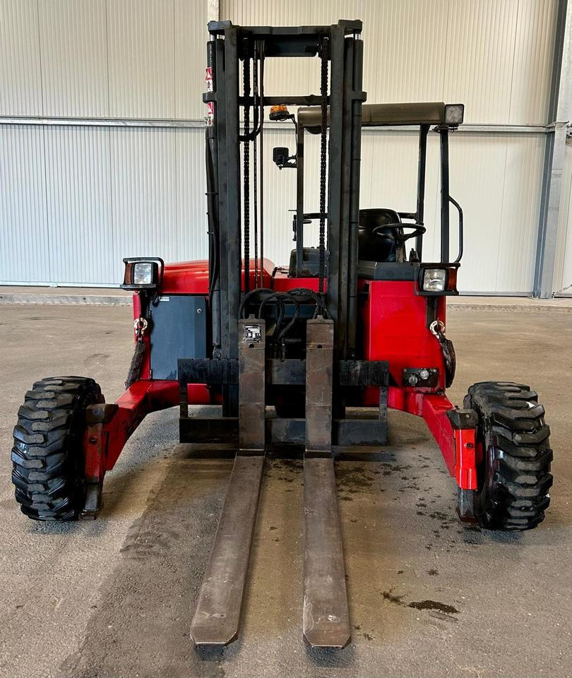 Moffett M4-25.3 + Ausschubzinken + gr. Reifen + 3 mtr. + Turbo - Περονοφόρο επί φορτηγού: φωτογραφία 2 Moffett M4-25.3 + Ausschubzinken + gr. Reifen + 3 mtr. + Turbo - Περονοφόρο επί φορτηγού: φωτογραφία 2