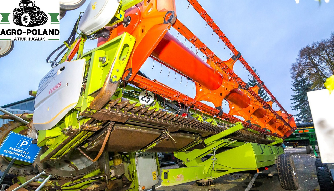 CLAAS VARIO 750 (NOWY MODEL)- 2013 ROK + WÓZEK + KOSY BOCZNE - Θεριζοαλωνιστική μηχανή - κεφαλή: φωτογραφία 3 CLAAS VARIO 750 (NOWY MODEL)- 2013 ROK + WÓZEK + KOSY BOCZNE - Θεριζοαλωνιστική μηχανή - κεφαλή: φωτογραφία 3