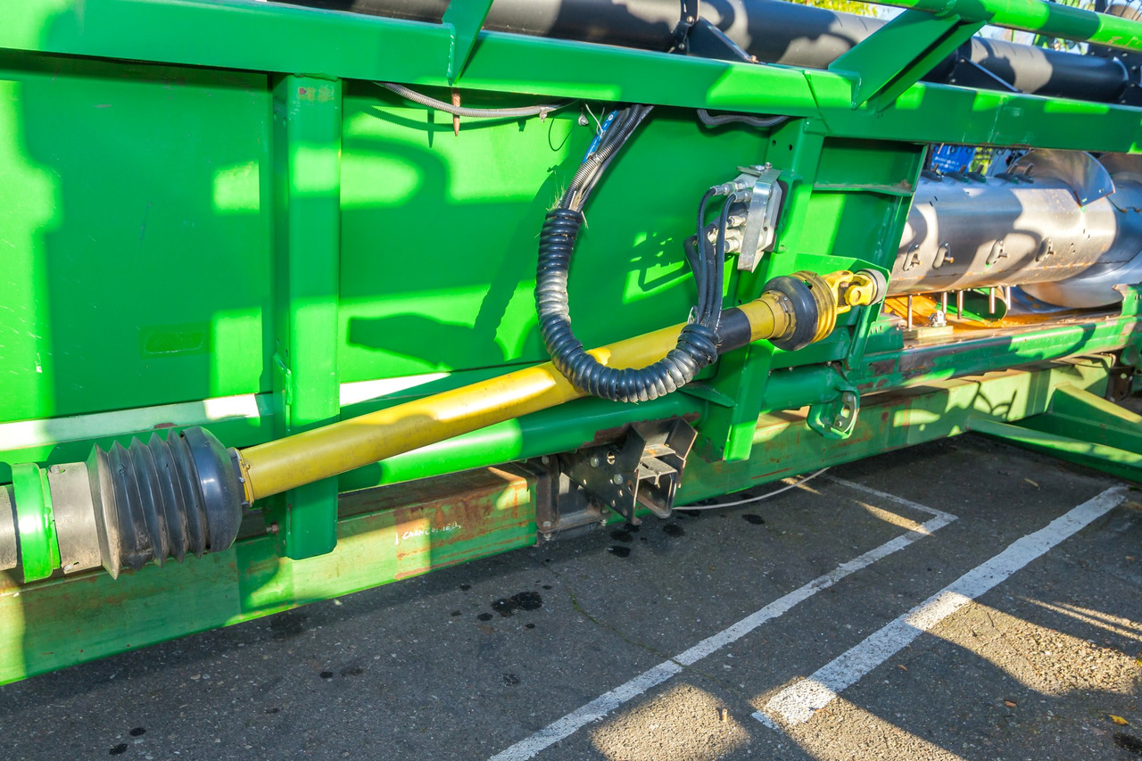 JOHN DEERE 635 R - 10,7 M - 2013 ROK - Θεριζοαλωνιστική μηχανή - κεφαλή: φωτογραφία 3 JOHN DEERE 635 R - 10,7 M - 2013 ROK - Θεριζοαλωνιστική μηχανή - κεφαλή: φωτογραφία 3