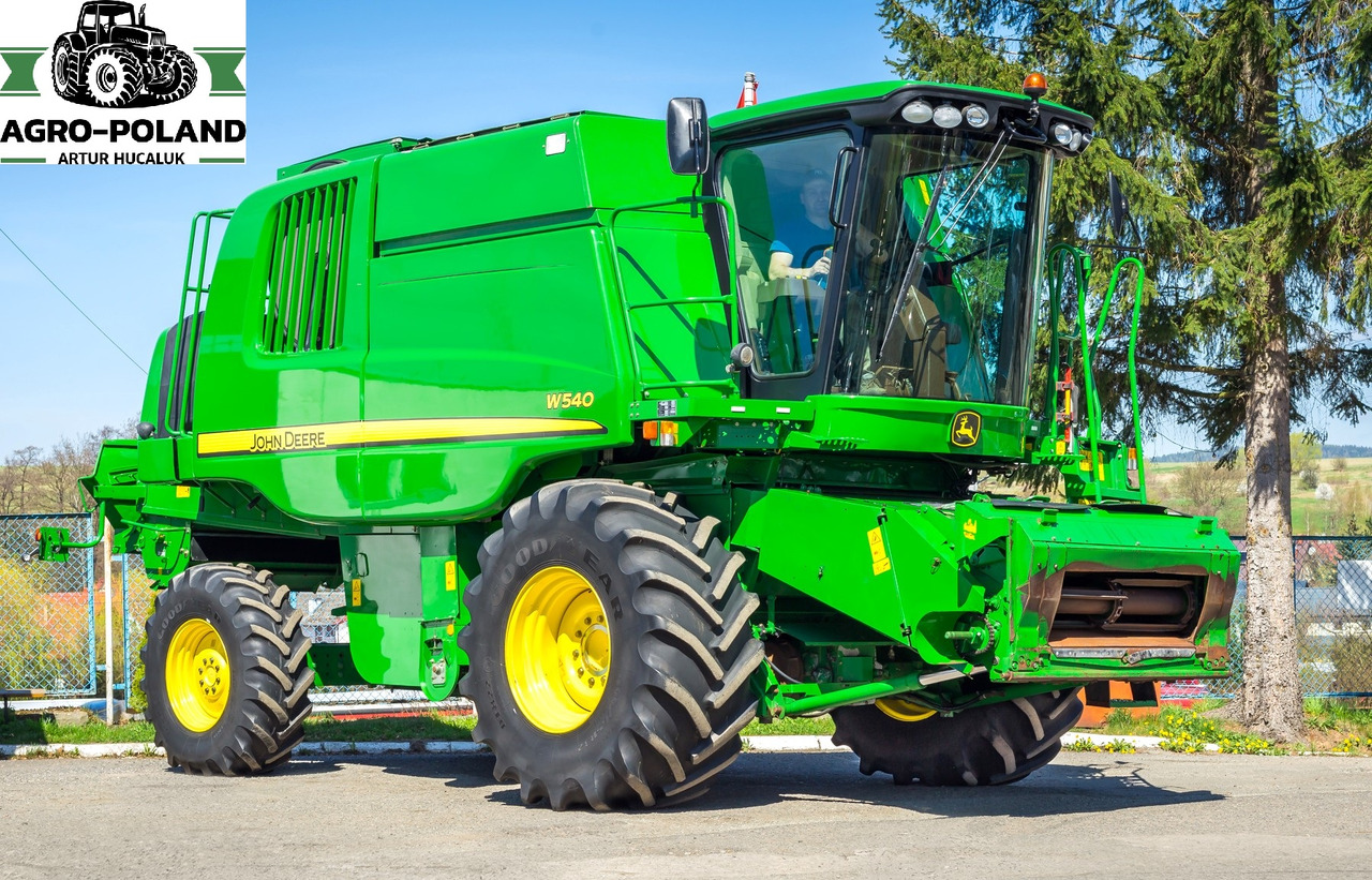 JOHN DEERE W 540 - 2485/3436 h - 5,5 M - 2008 ROK - Θεριζοαλωνιστική μηχανή: φωτογραφία 2 JOHN DEERE W 540 - 2485/3436 h - 5,5 M - 2008 ROK - Θεριζοαλωνιστική μηχανή: φωτογραφία 2
