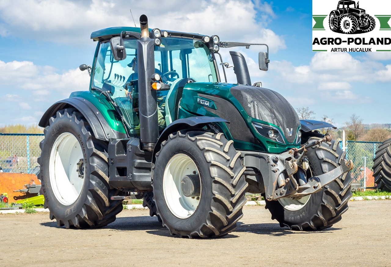 VALTRA T214 - 2016 ROK - 4950 h - Τρακτέρ: φωτογραφία 1 VALTRA T214 - 2016 ROK - 4950 h - Τρακτέρ: φωτογραφία 1