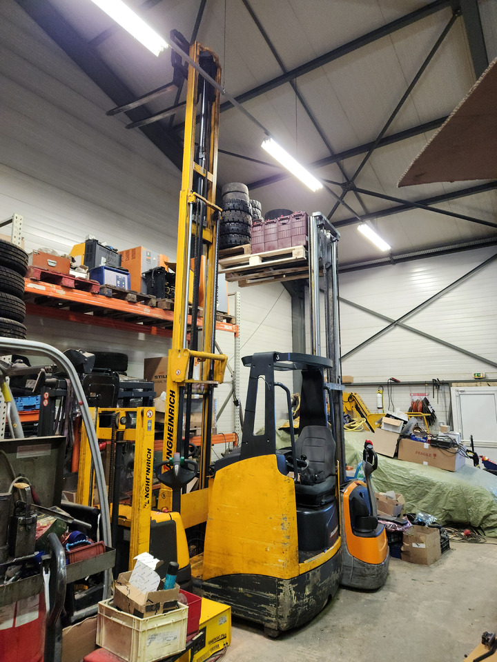 JUNGHEINRICH ETV112 - Πλευρικοί φορτωτές: φωτογραφία 2 JUNGHEINRICH ETV112 - Πλευρικοί φορτωτές: φωτογραφία 2