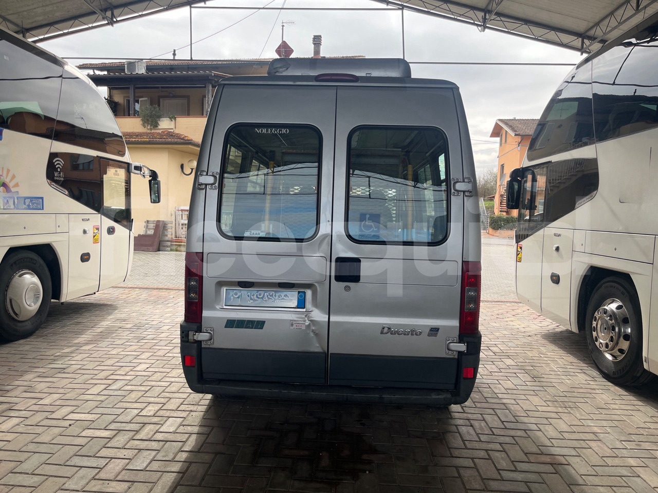 Fiat Ducato Maxi - Πούλμαν: φωτογραφία 5 Fiat Ducato Maxi - Πούλμαν: φωτογραφία 5