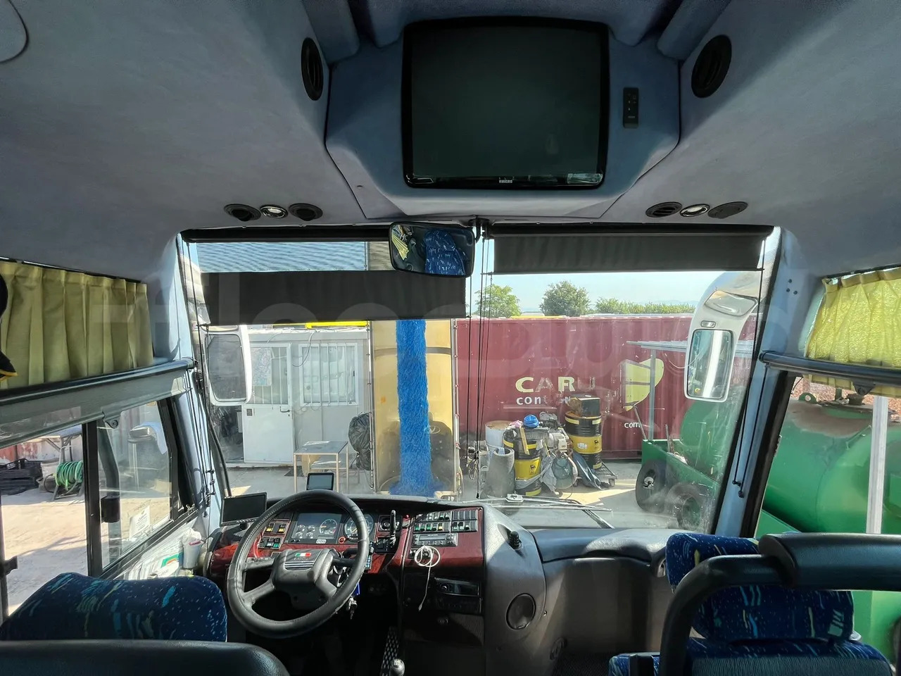 Irizar Scania Century - Πούλμαν: φωτογραφία 3 Irizar Scania Century - Πούλμαν: φωτογραφία 3